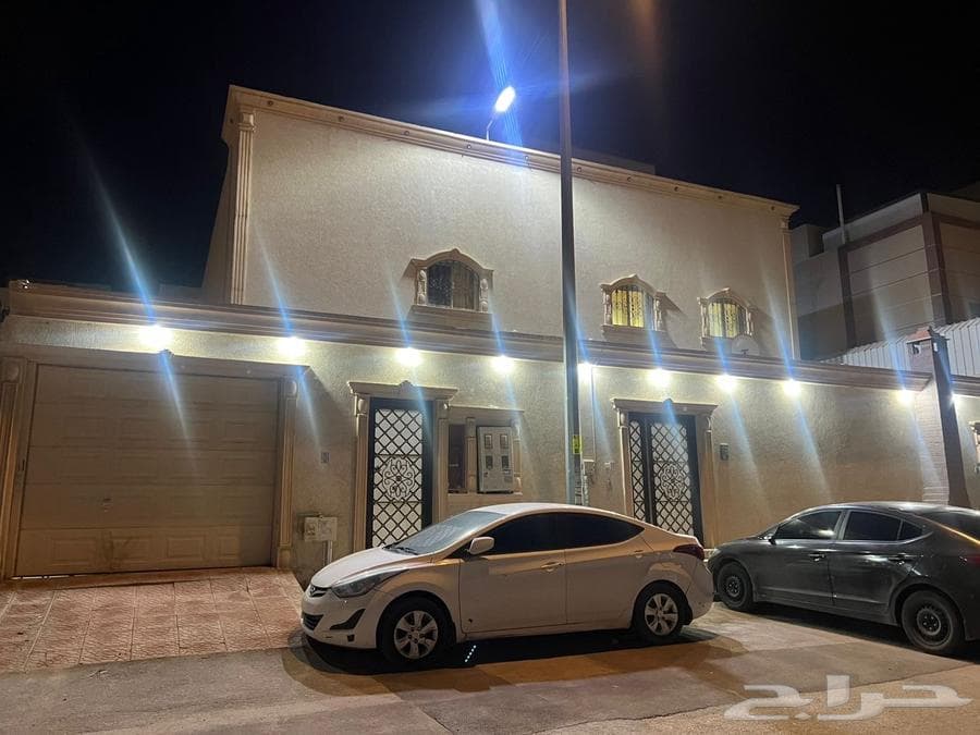 فيلا 5 غرف في بدر 5