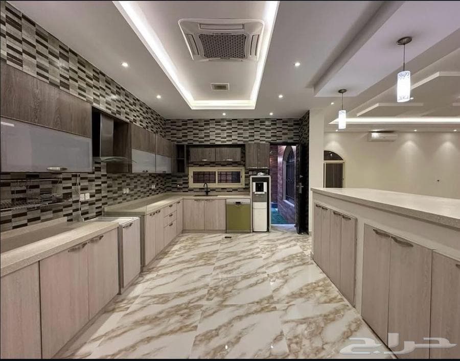 فيلا 7 غرف في العارض 6