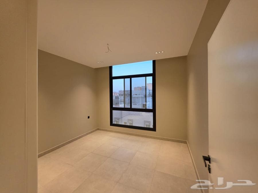 4 bedroom apartment in Al Salamah 1