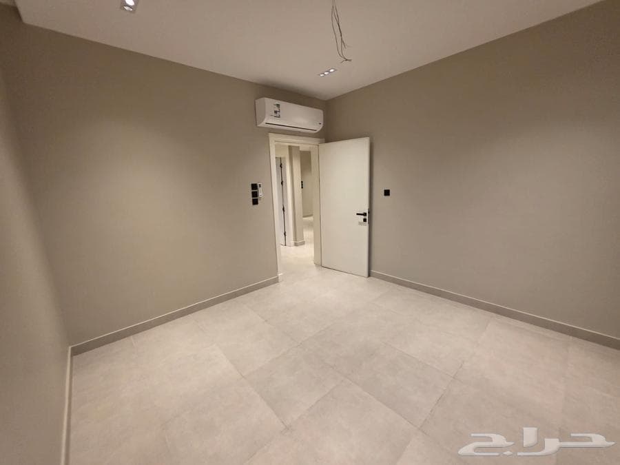 4 bedroom apartment in Al Salamah 13