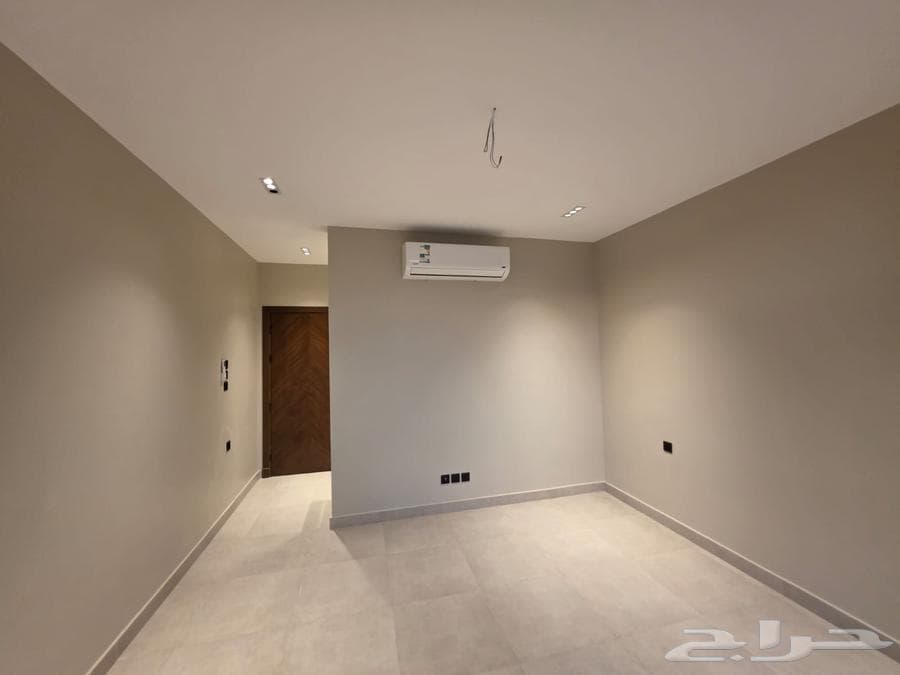 4 bedroom apartment in Al Salamah 5