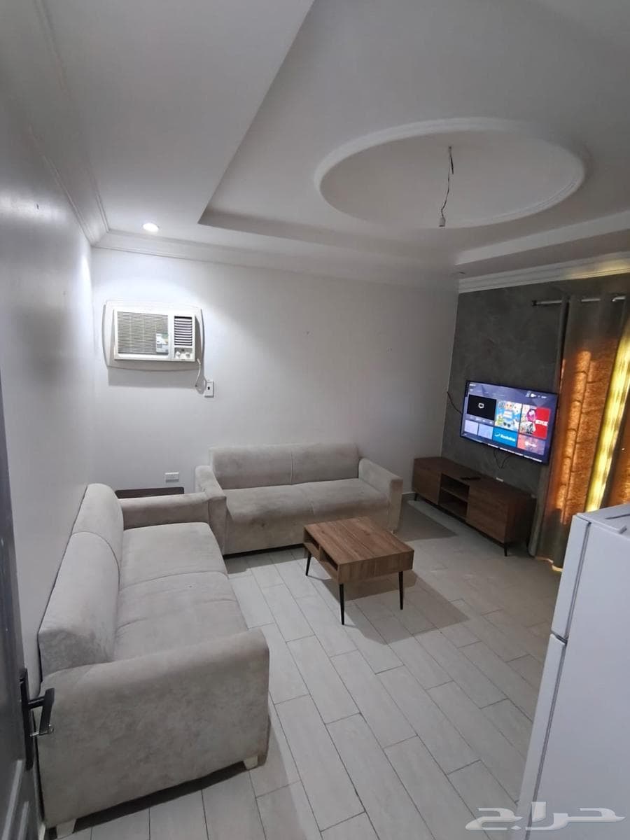 شقة 1 غرف في النعيم 4