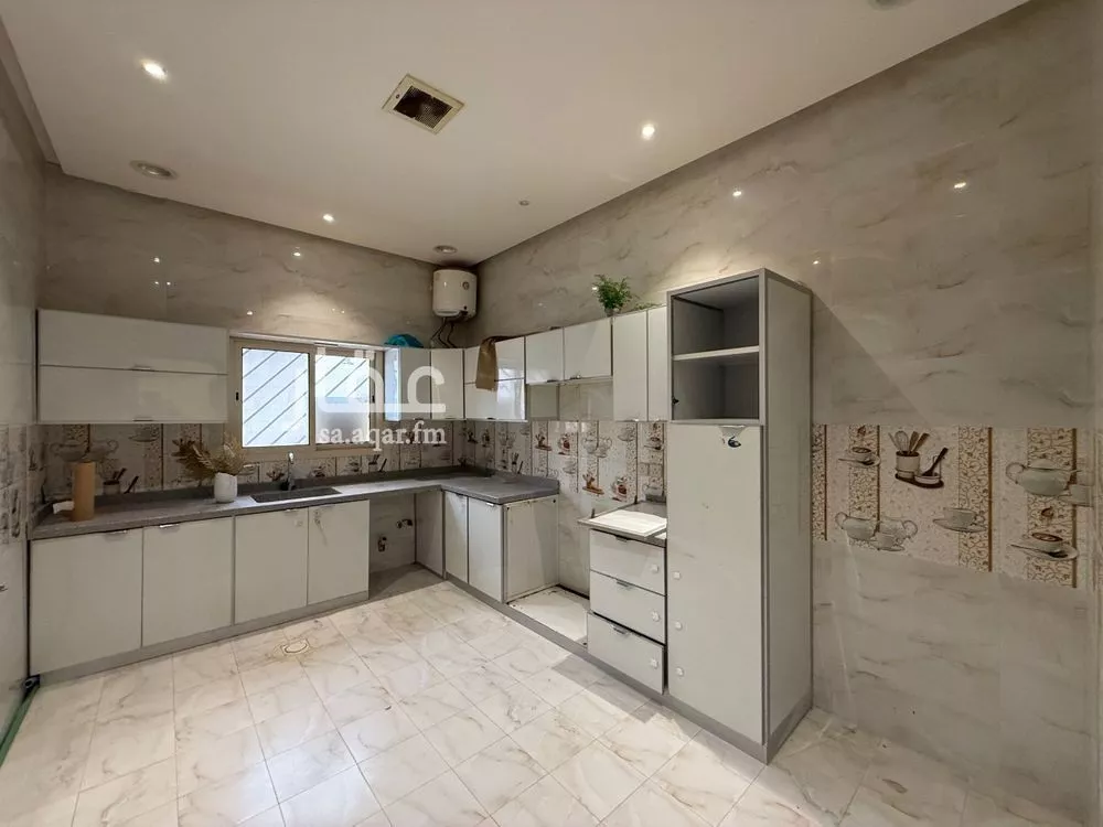 شقة 4 غرف في النرجس 16