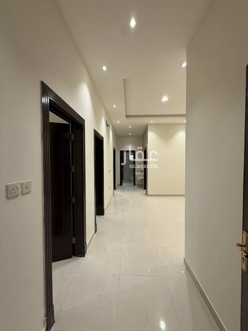 شقة 4 غرف في النرجس 10