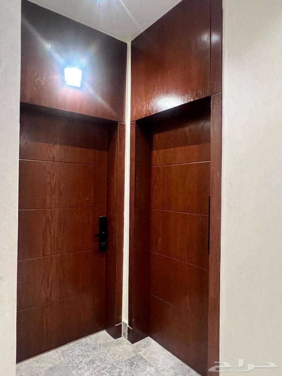 شقة 4 غرف في الريان 4