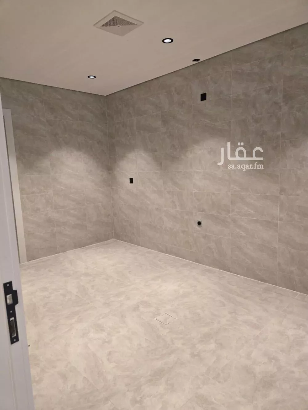 شقة 5 غرف في الشعلة 12