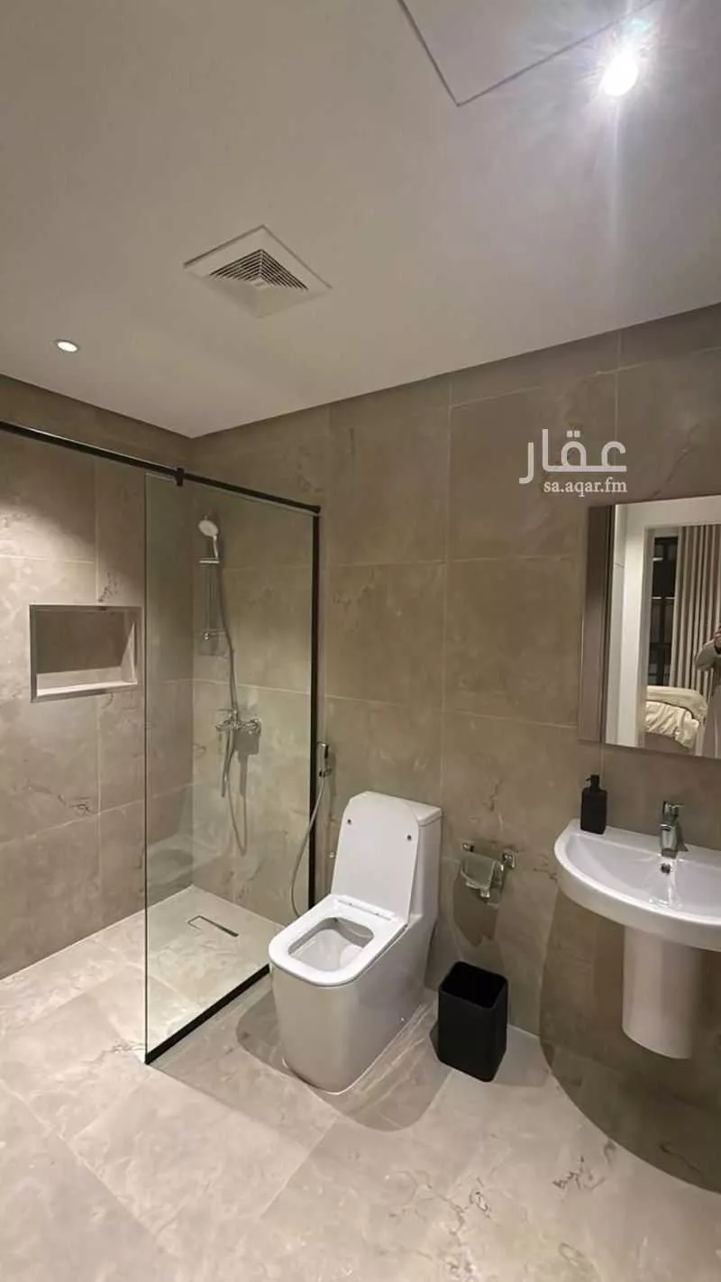 شقة 4 غرف في السيف 10