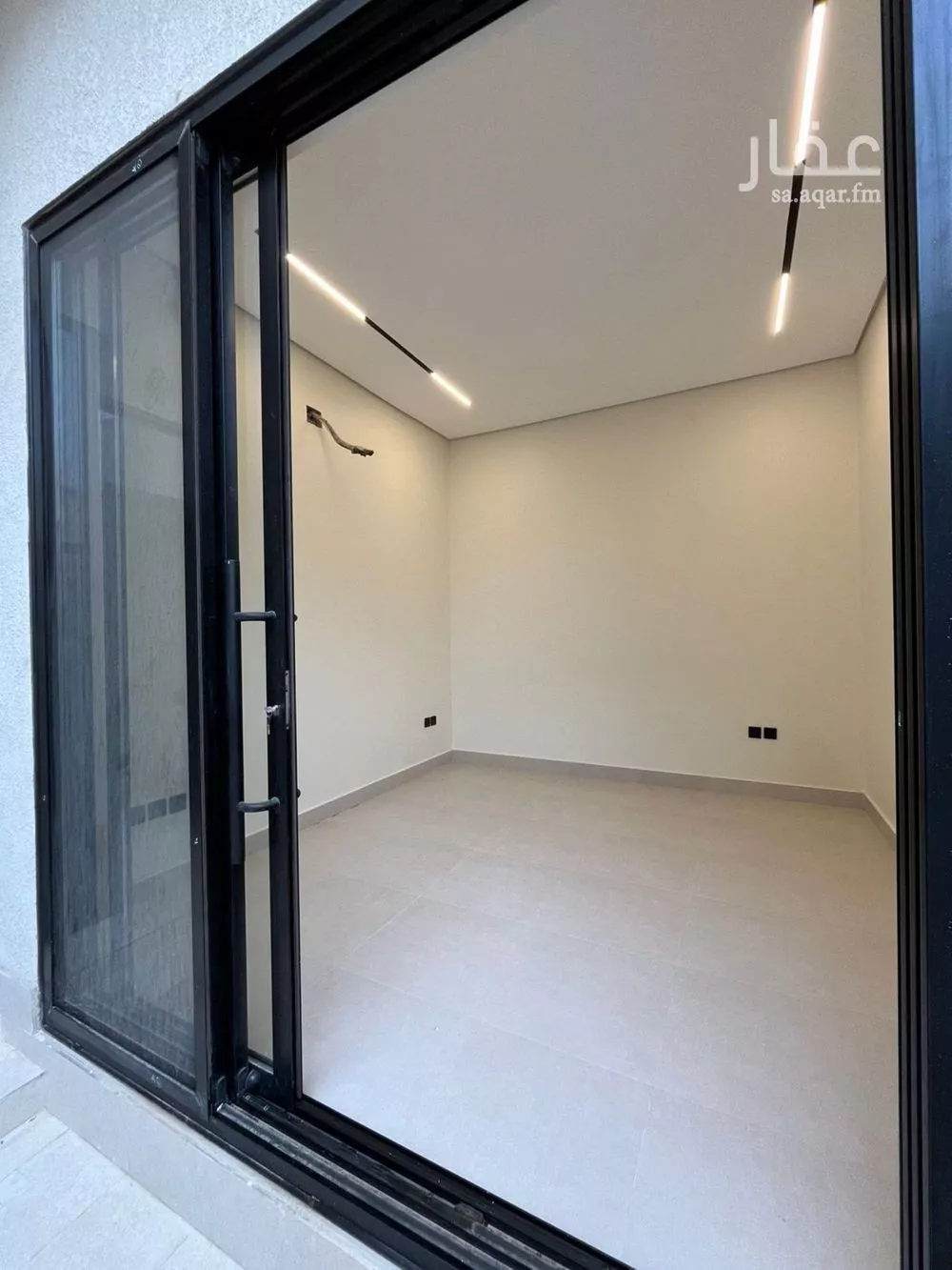 فيلا 6 غرف في المهدية 9