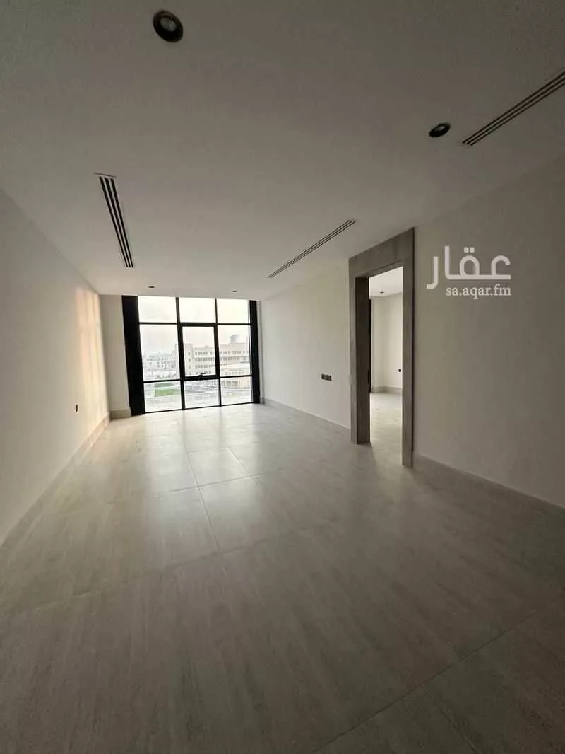 شقة 3 غرف في السيف 10