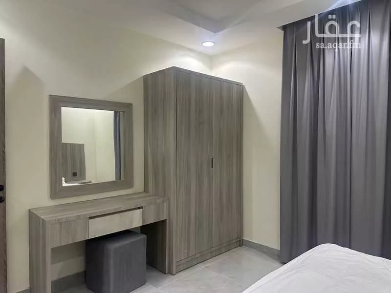 عمارة 869 م² في طيبة 3