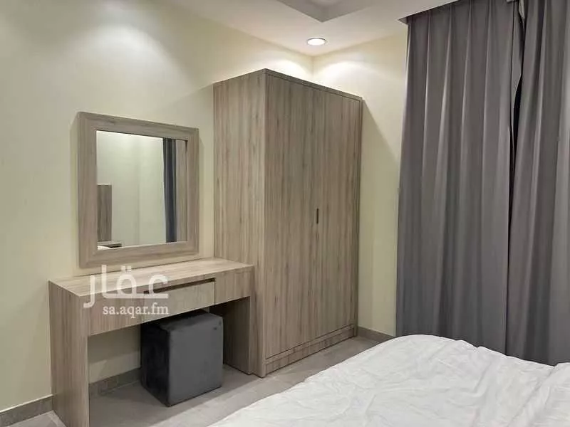 عمارة 869 م² في طيبة 4