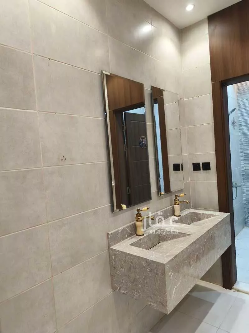 شقة 5 غرف في شظاة 10