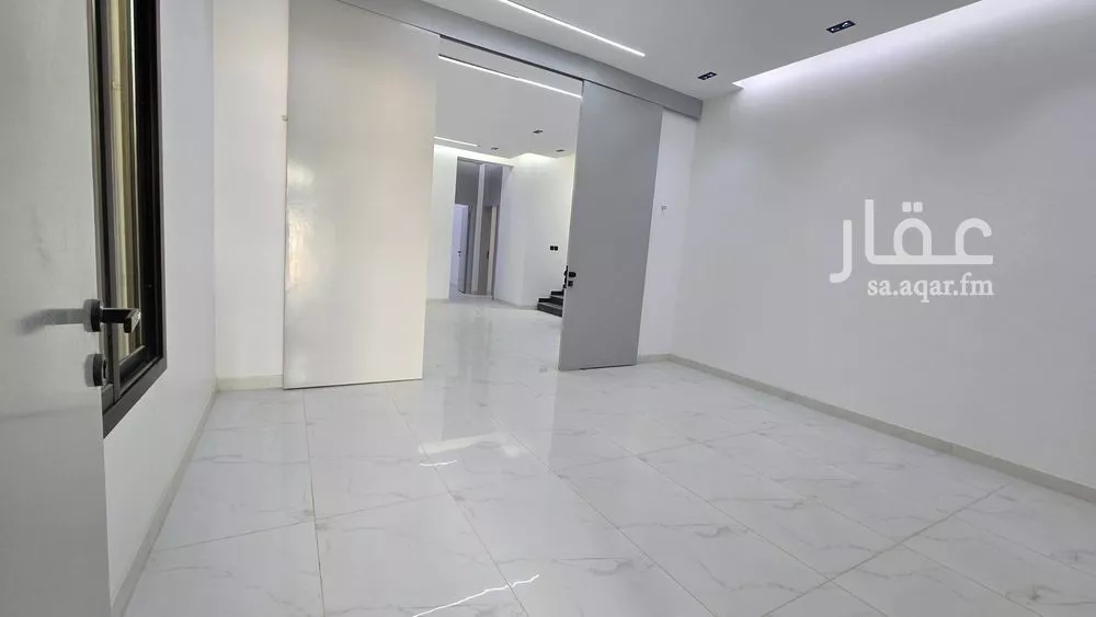 شقة 4 غرف في الجنادرية 5