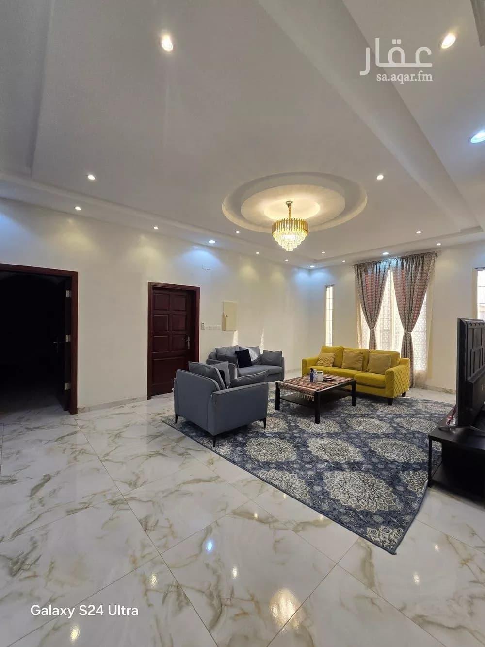 فيلا 11 غرف في الشراع 3