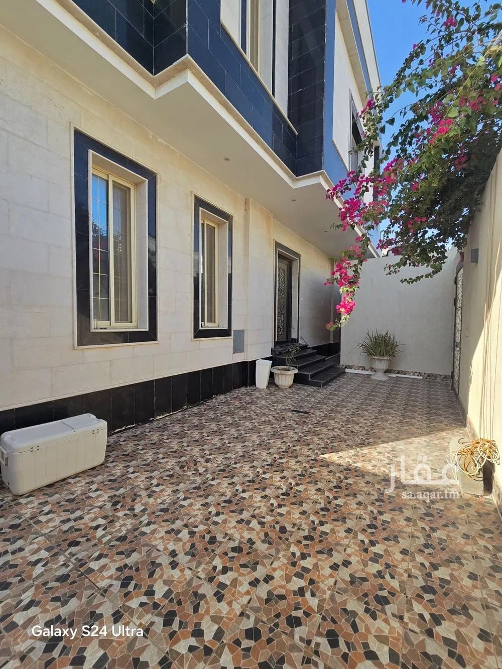 فيلا 11 غرف في الشراع 24