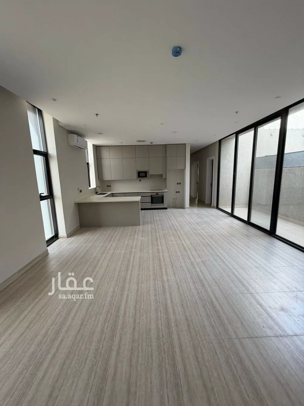 شقة 3 غرف في الرمال 1