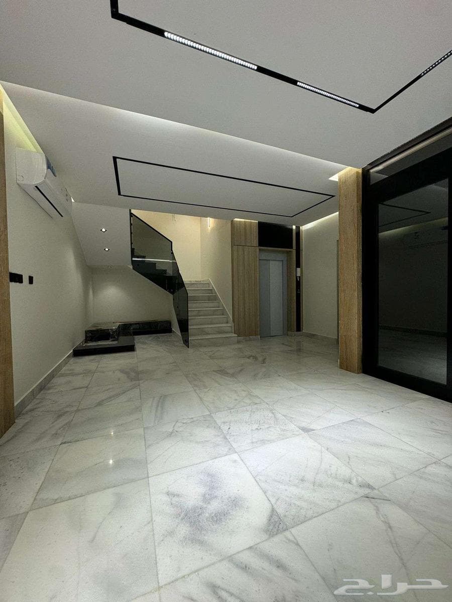 شقة 4 غرف في ولي العهد 2