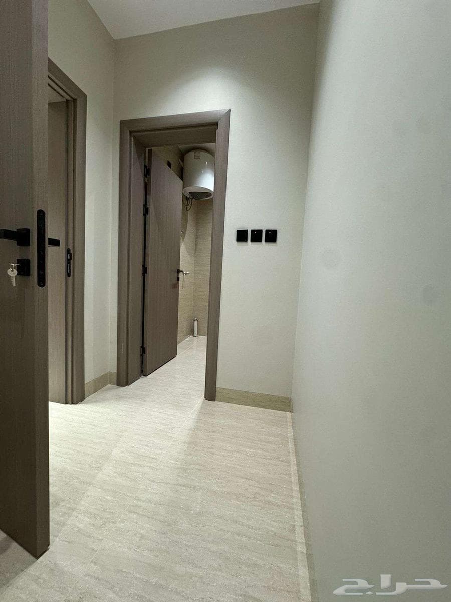 شقة 4 غرف في ولي العهد 14