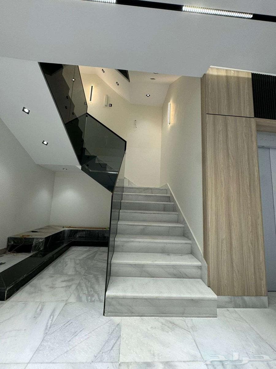 شقة 4 غرف في ولي العهد 17