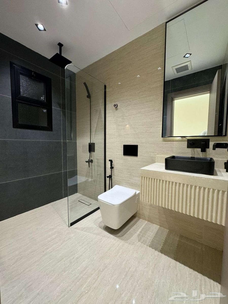 شقة 4 غرف في ولي العهد 25