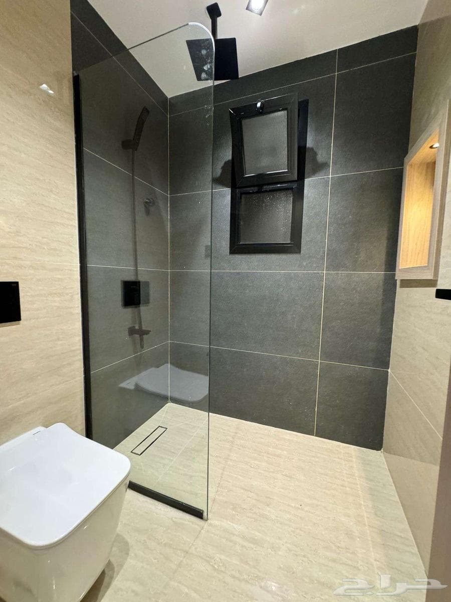 شقة 4 غرف في ولي العهد 28