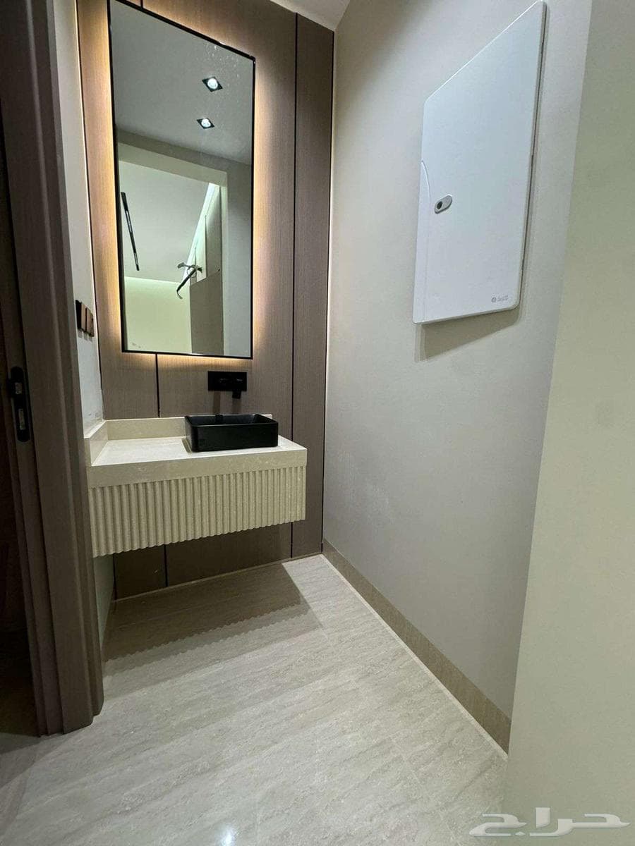 شقة 4 غرف في ولي العهد 35