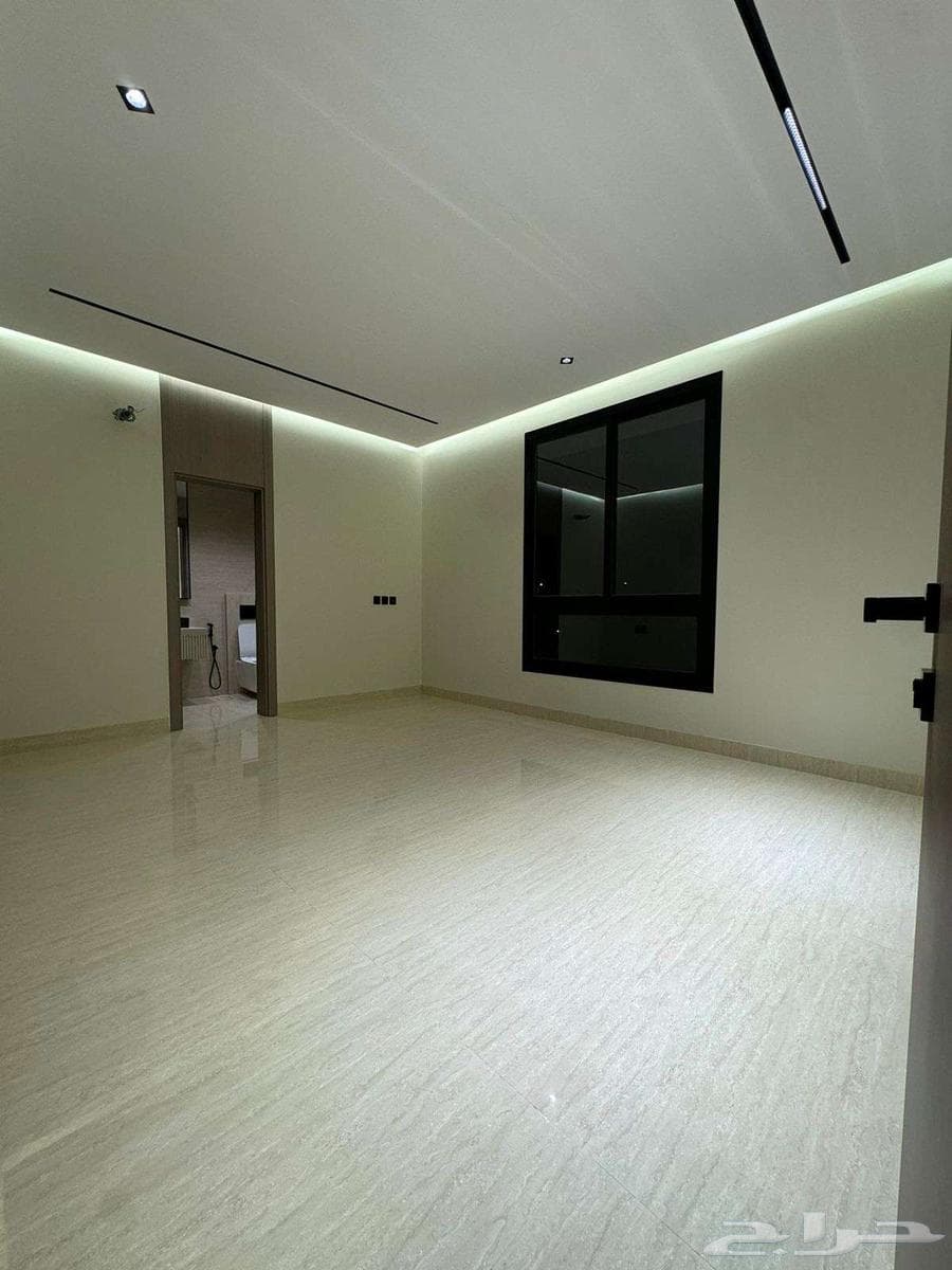 شقة 4 غرف في ولي العهد 39