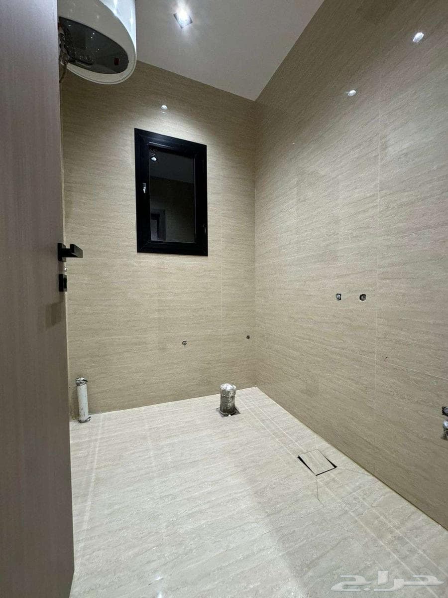 شقة 4 غرف في ولي العهد 50