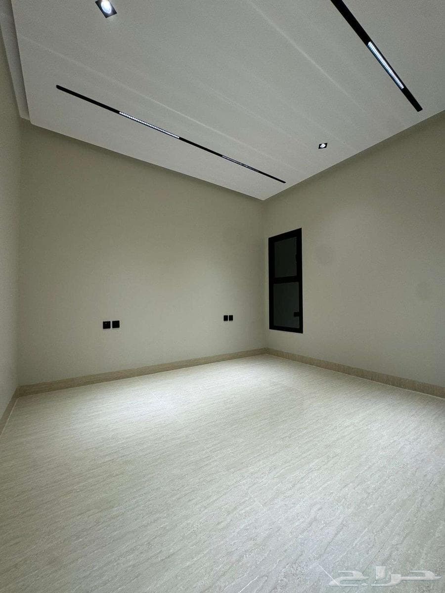 شقة 4 غرف في ولي العهد 6