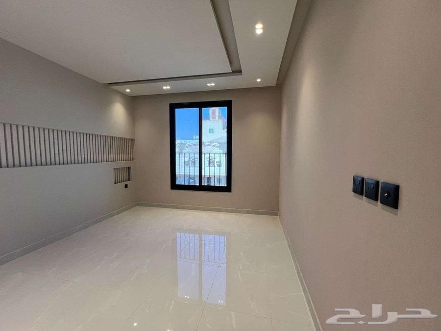 شقة 5 غرف في ولي العهد 11