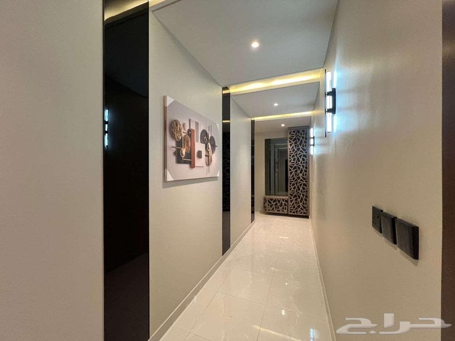 شقة 5 غرف في ولي العهد 22