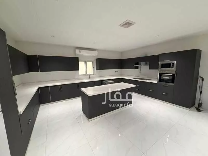 فيلا 4 غرف في البحيرة 15