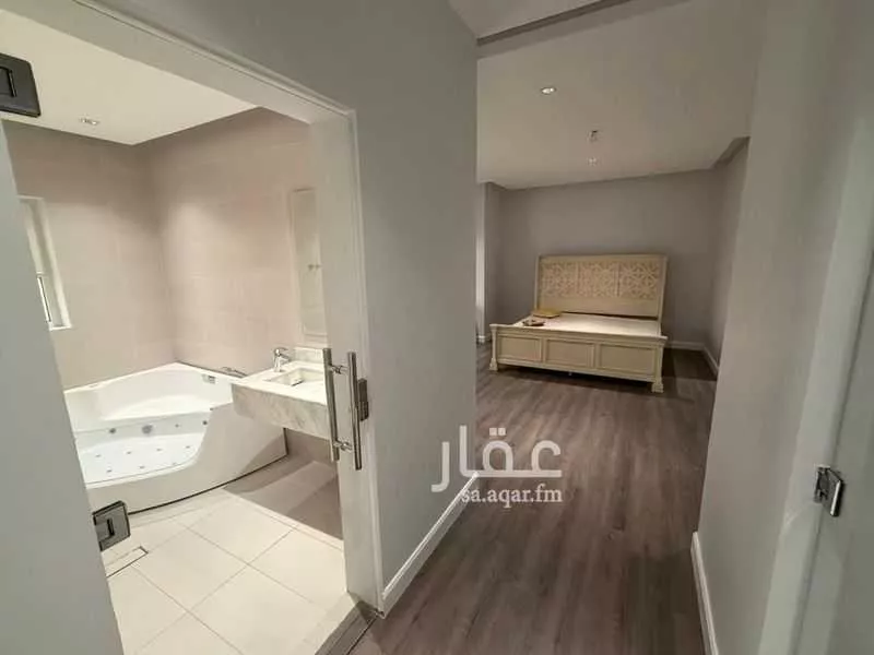 فيلا 4 غرف في البحيرة 18