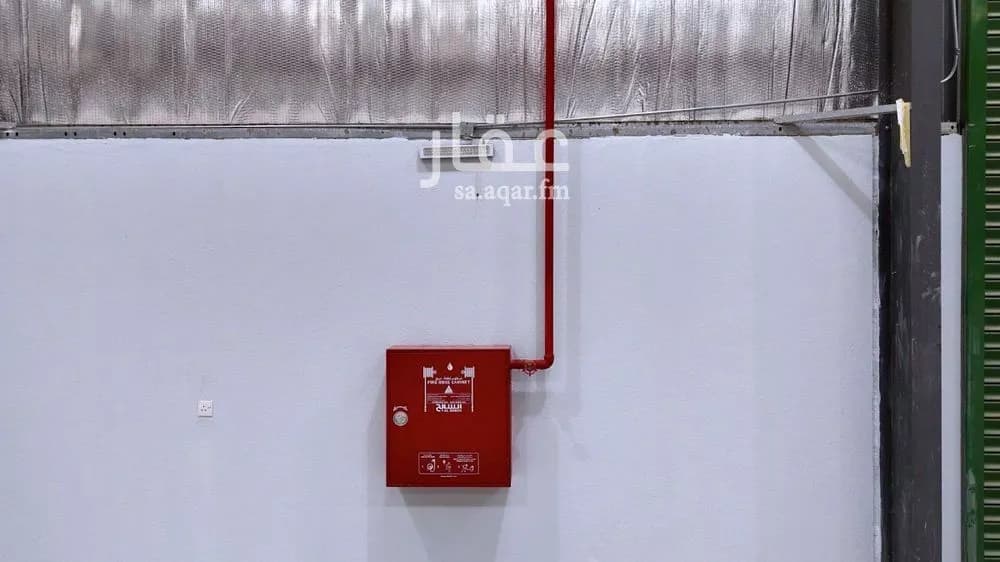 مستودع 12746 م² في الرياض 2
