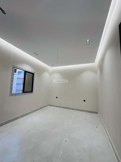 شقة  في الروضة 4