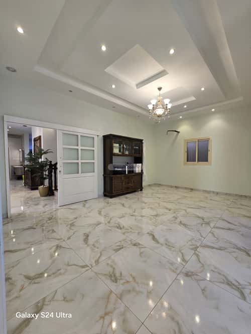 فيلا 11 غرف في الشراع 15