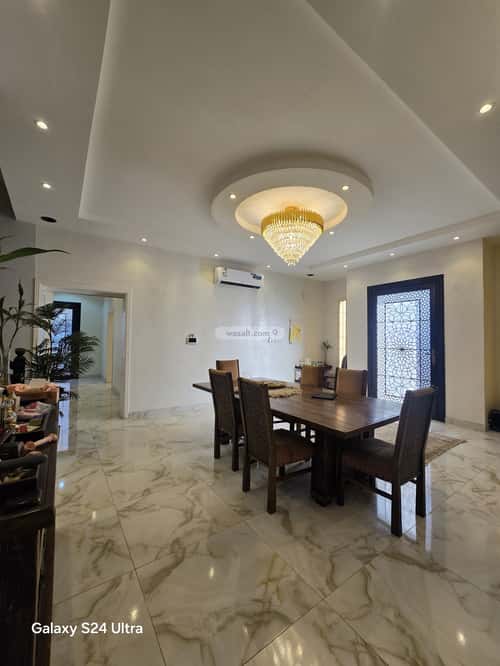 فيلا 11 غرف في الشراع 6