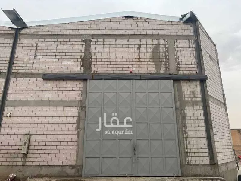 مستودع 775 م² في الفيصلية 1