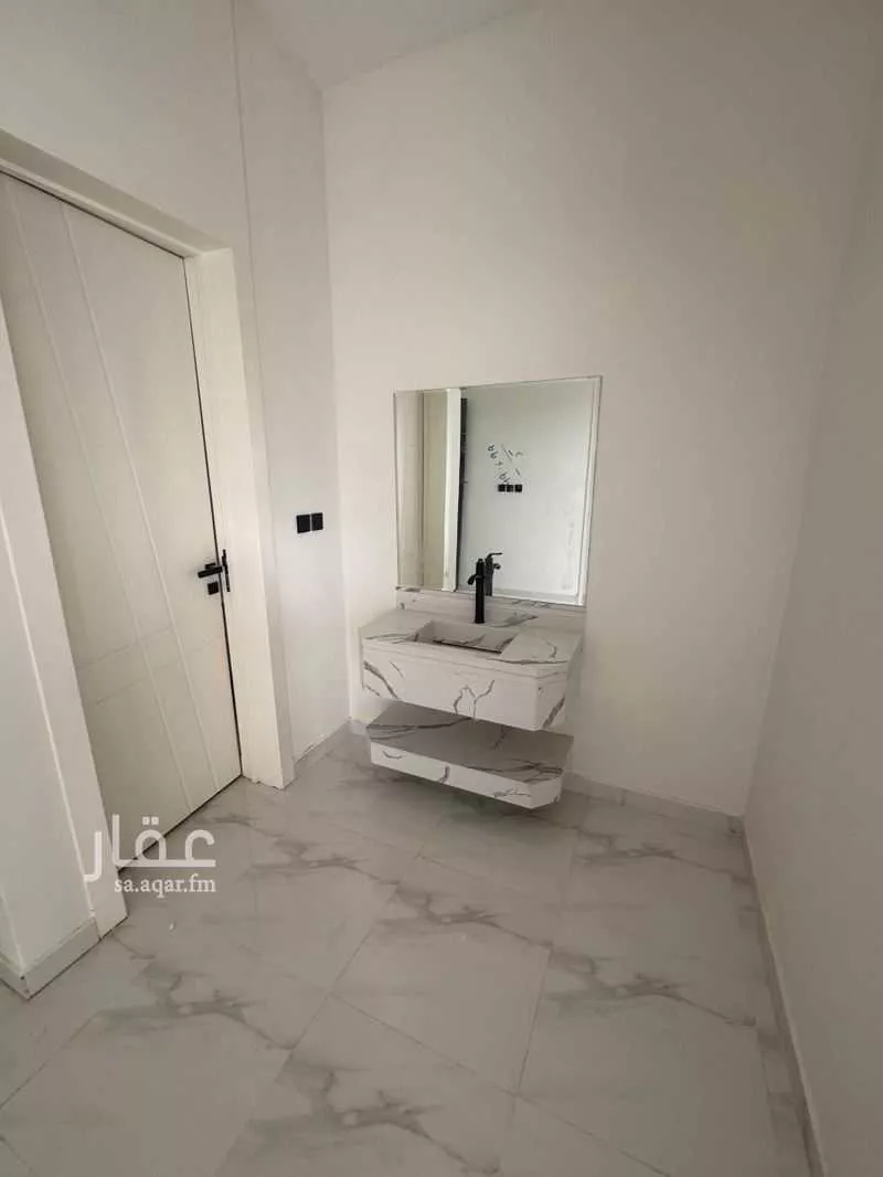 شقة 4 غرف في بدر 3