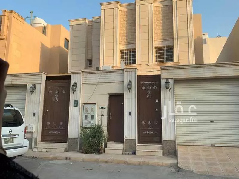 فيلا 8 غرف في الياسمين 1