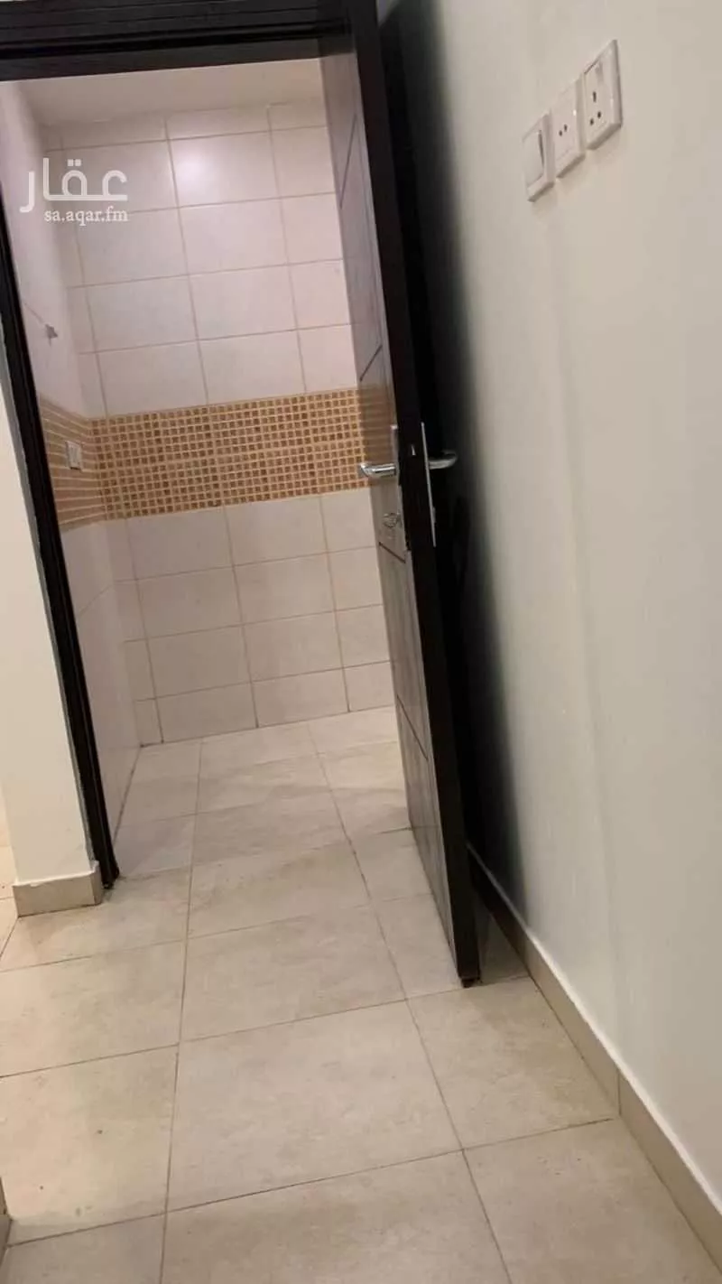 فيلا 8 غرف في الياسمين 10