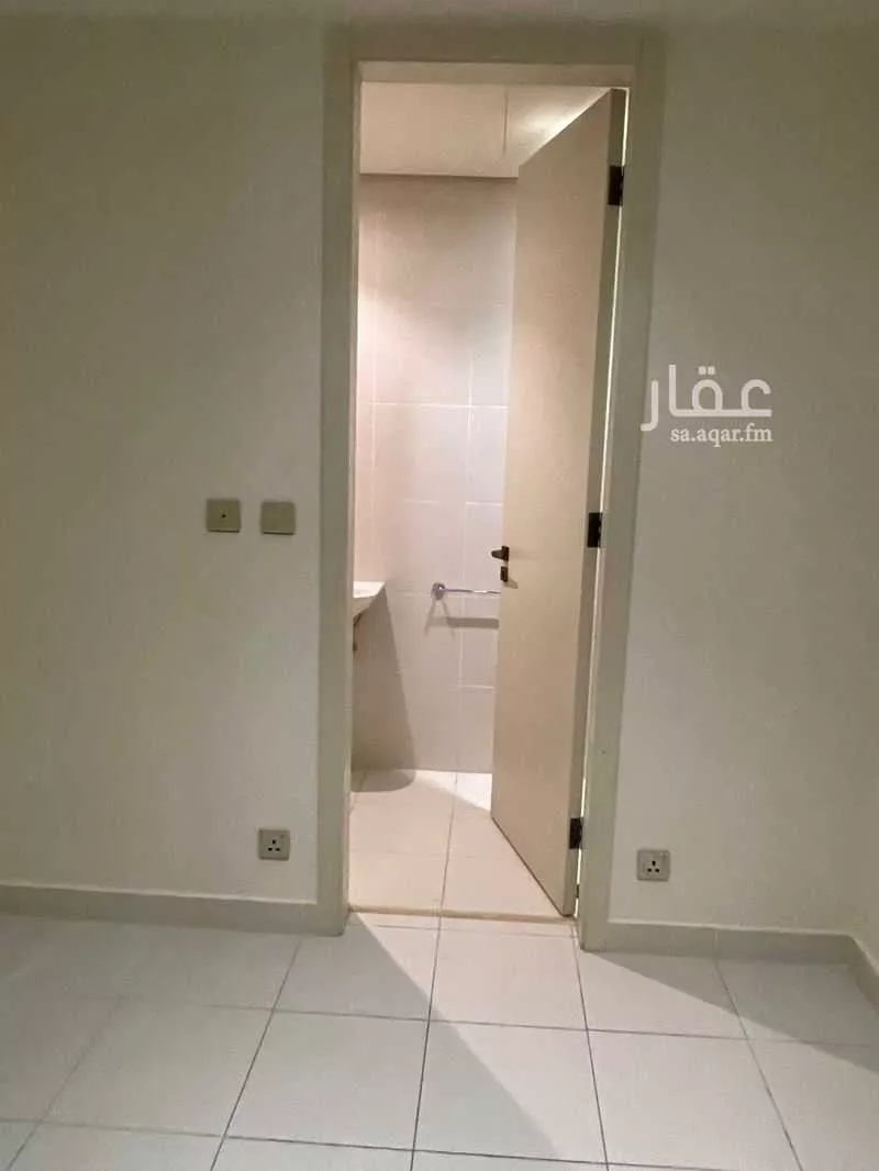 شقة 3 غرف في العليا 5