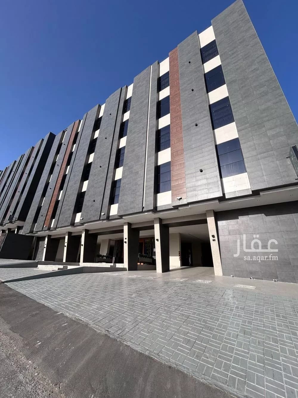 5 bedroom apartment in Taibah 1