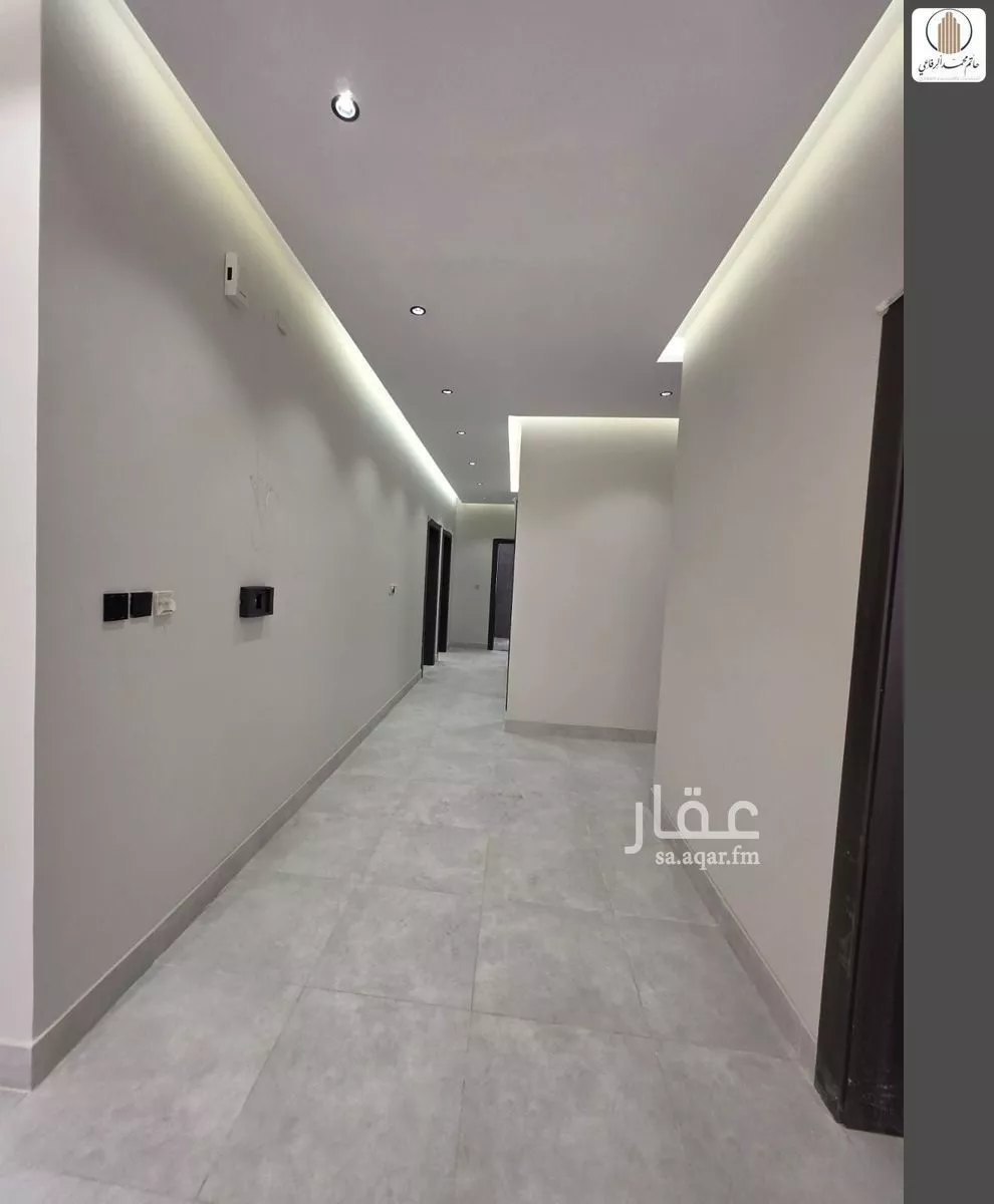 شقة 4 غرف في الروضة 12