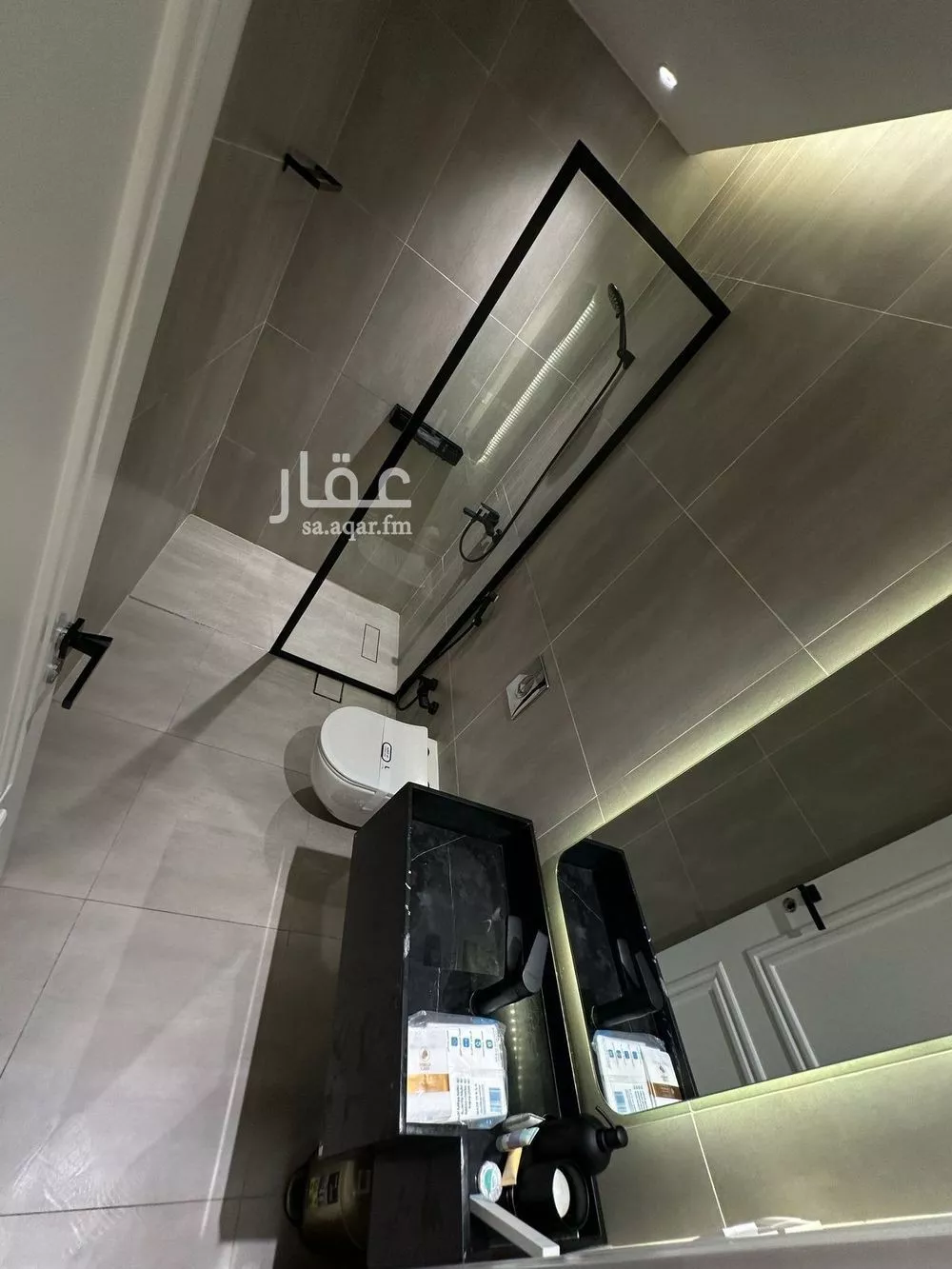 شقة 3 غرف في الملقا 2