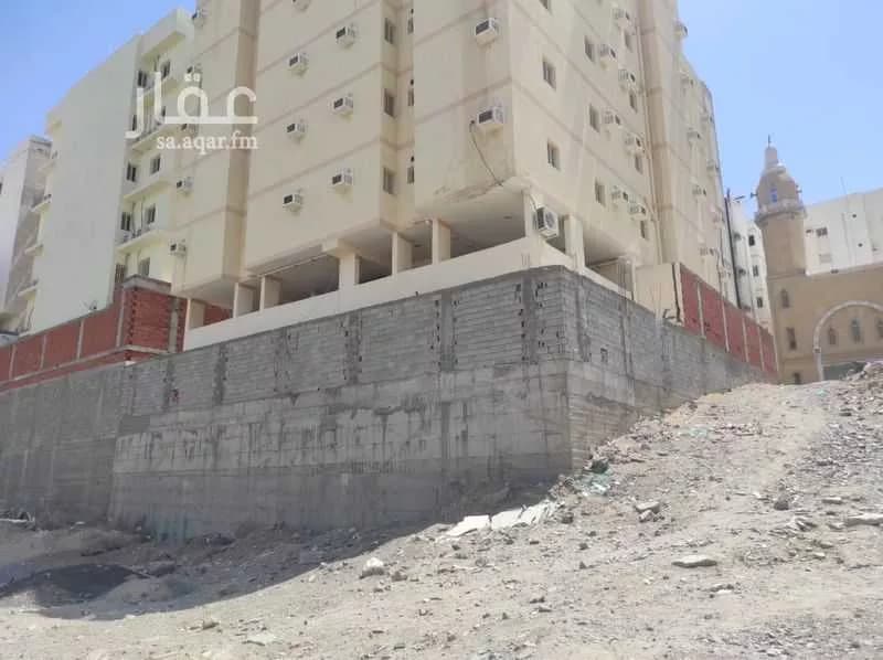 أرض 700 م² في الشوقية 3