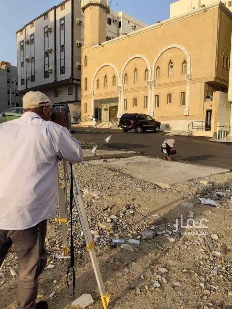 أرض 700 م² في الشوقية 4