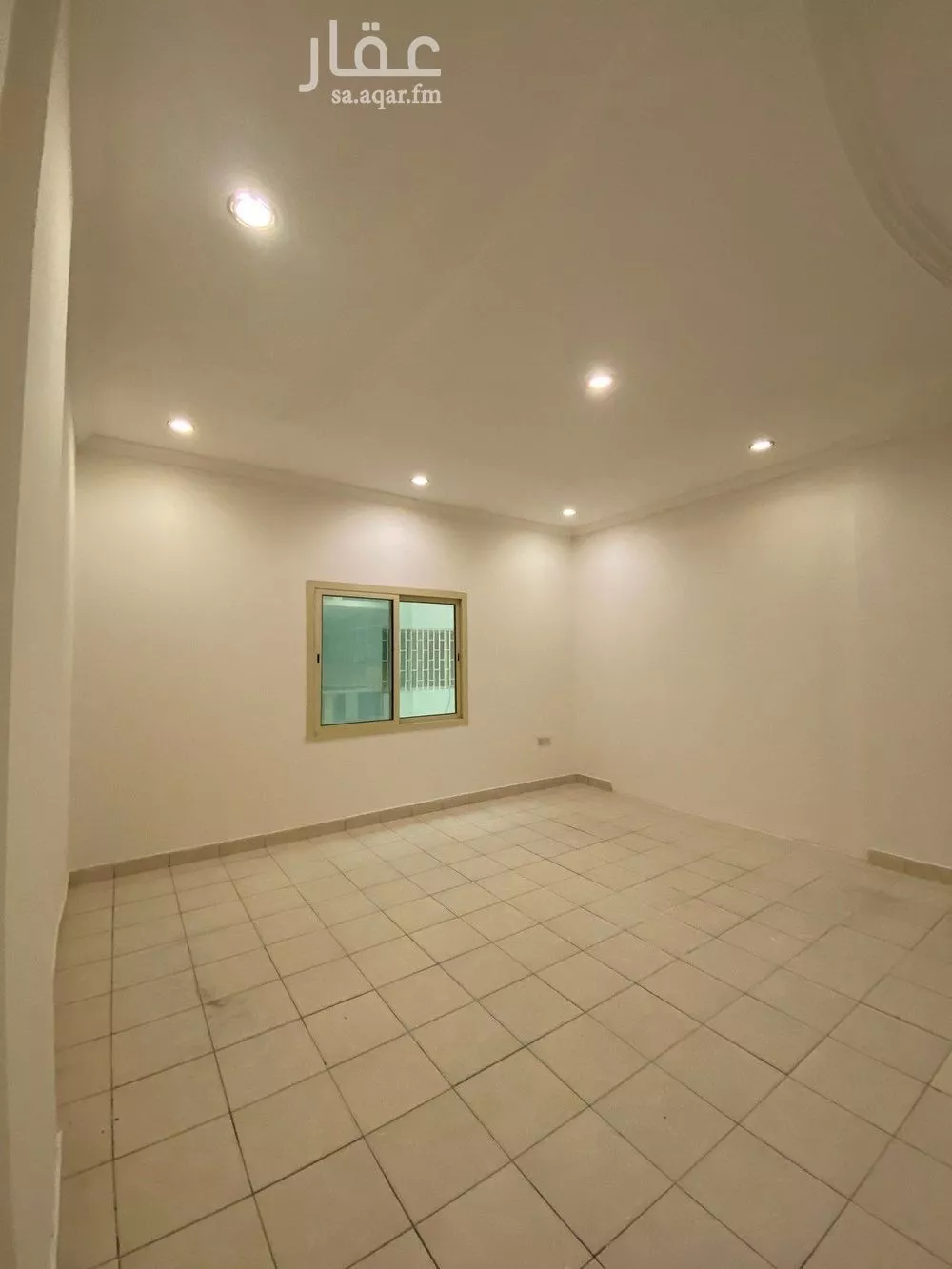 شقة 3 غرف في الروابي 4