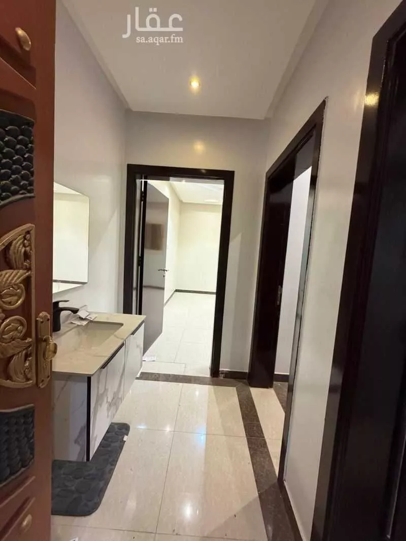 شقة 4 غرف في الروابي 2