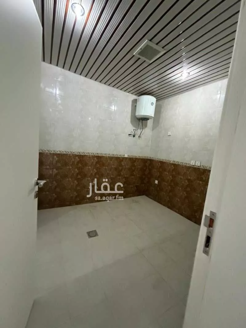 شقة 4 غرف في الروابي 12